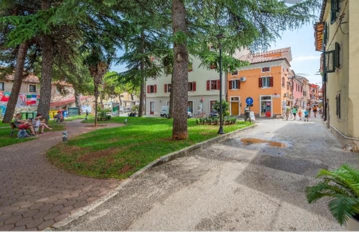 Green Day Novigrad Istria Exteriör bild
