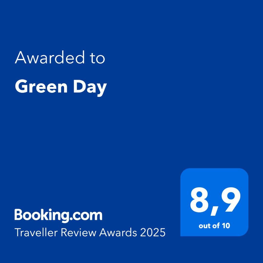 Green Day Novigrad Istria Exteriör bild